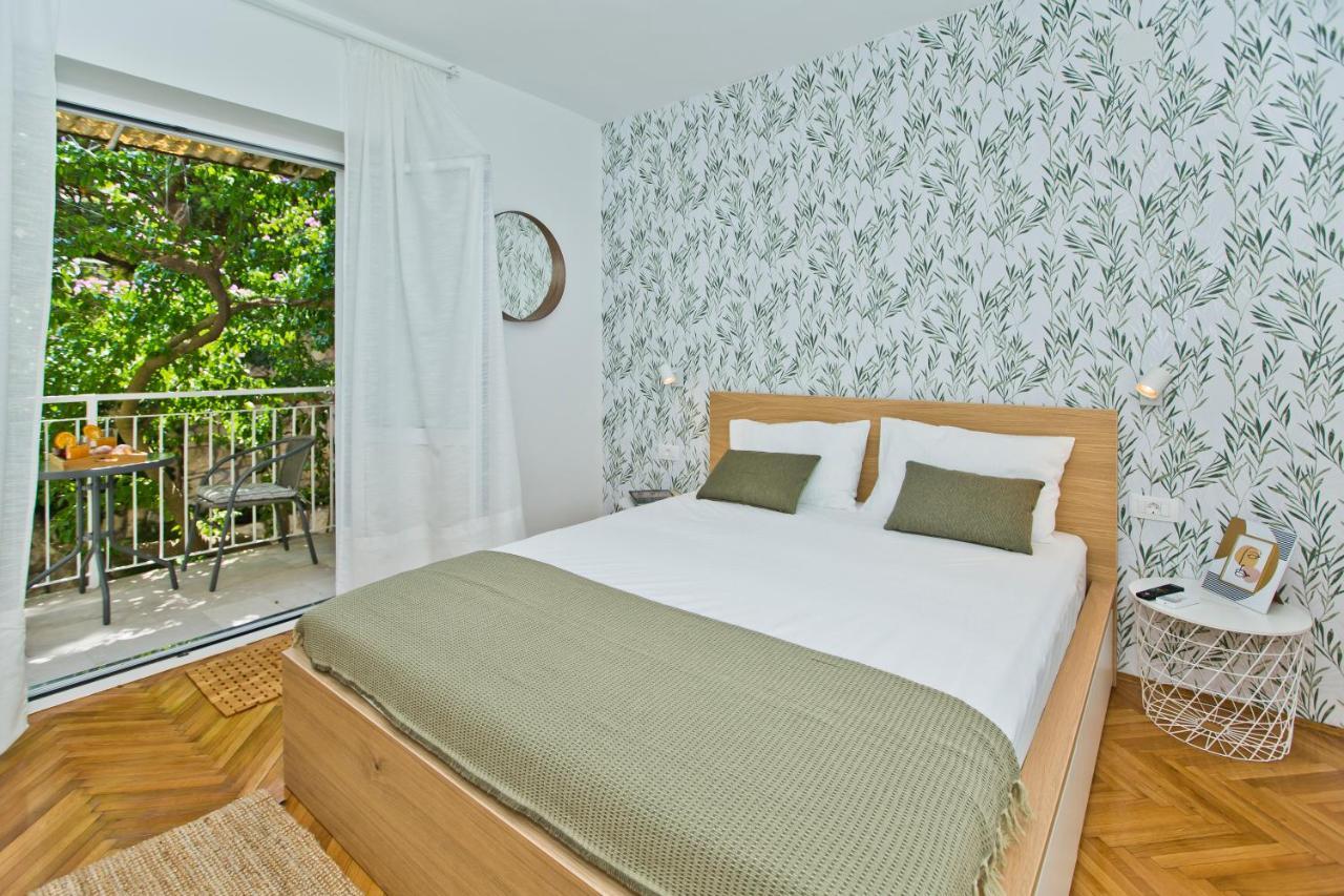 Hvar Deluxe Rooms フヴァル エクステリア 写真
