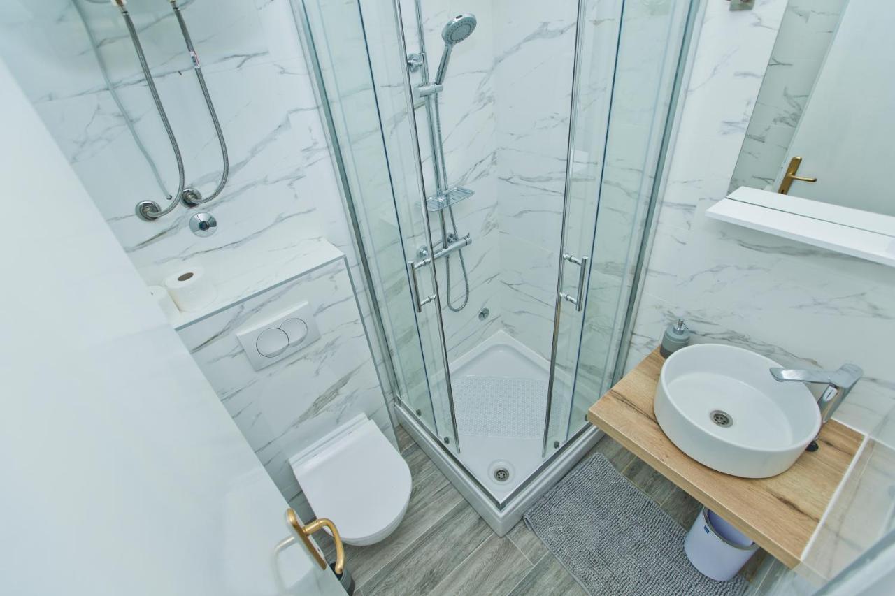 Hvar Deluxe Rooms フヴァル エクステリア 写真