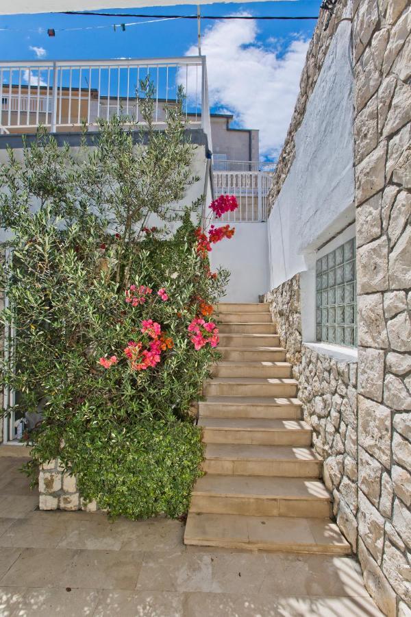Hvar Deluxe Rooms フヴァル エクステリア 写真
