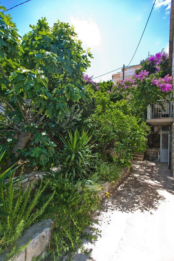 Hvar Deluxe Rooms フヴァル エクステリア 写真