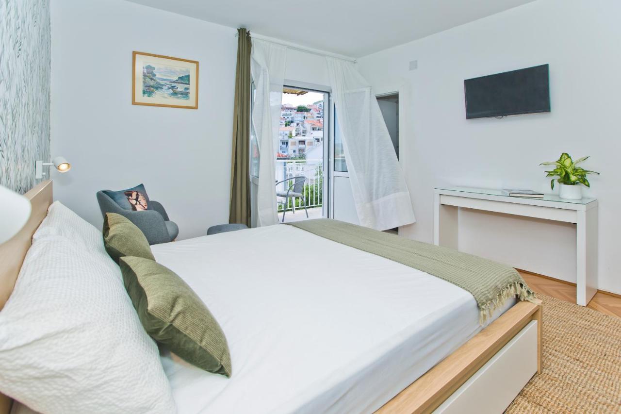 Hvar Deluxe Rooms フヴァル エクステリア 写真