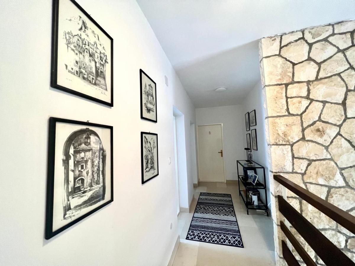 Hvar Deluxe Rooms フヴァル エクステリア 写真